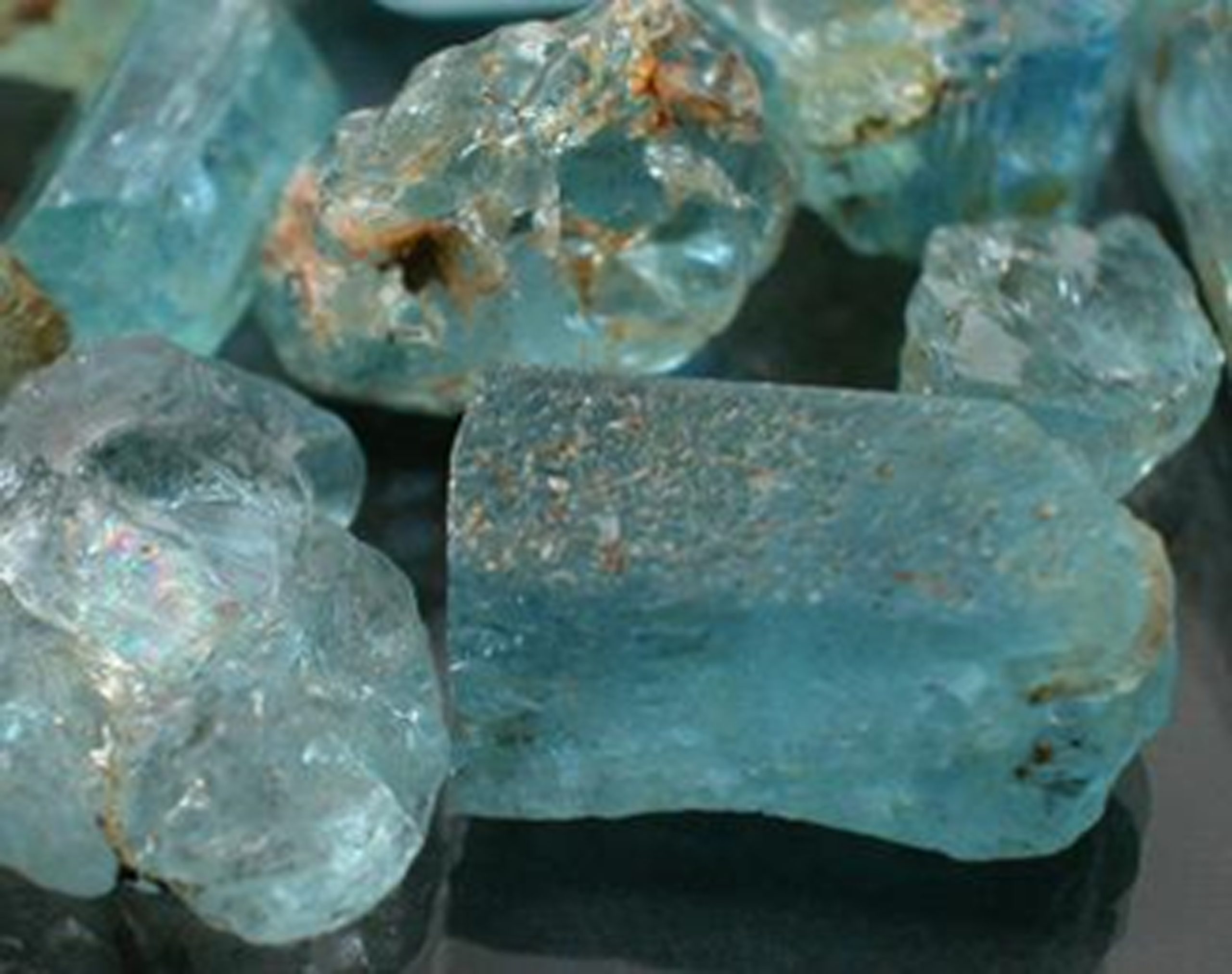 cristaux de béryls goschénite (Chine)